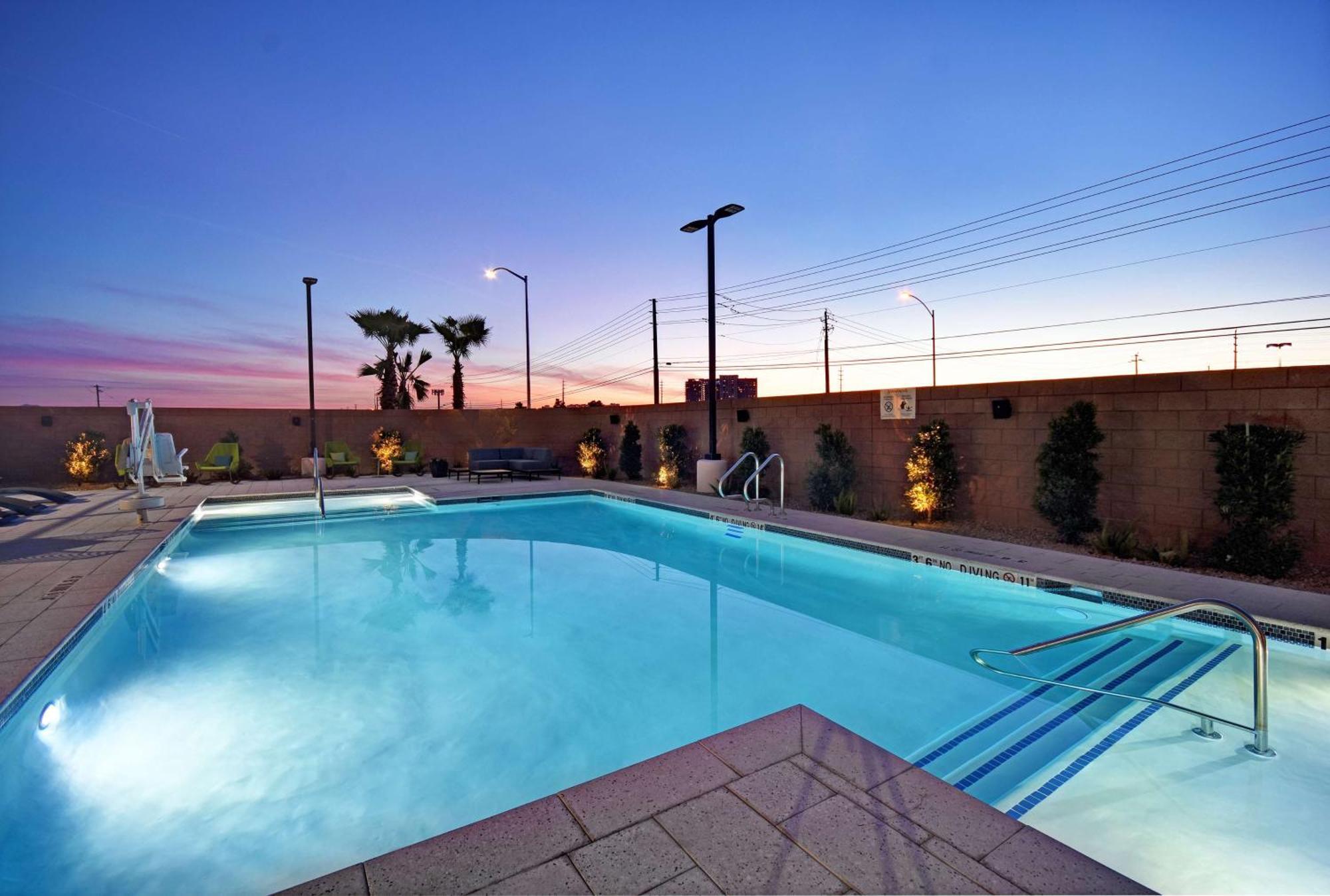 Hampton Inn Las Vegas Strip South, Nv 89123 Exterior foto